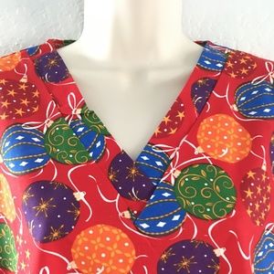 Small Medical Scrub Top Christmas Print